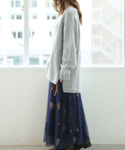 osharewalker(オシャレウォーカー)の「『ゆるふわVネックニット』(ニット/セーター・レディース・ネイビー/グレー/ボルドー/ブラック/ベージュ系その他・1/2)」の15枚目の写真