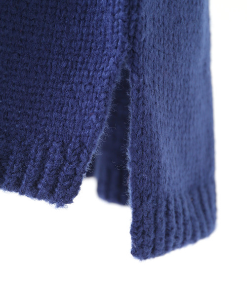 osharewalker(オシャレウォーカー)の「『ゆるふわVネックニット』(ニット/セーター・レディース・ネイビー/グレー/ボルドー/ブラック/ベージュ系その他・1/2)」の22枚目の写真