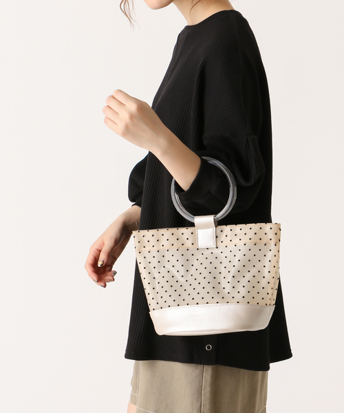 OLIVE des OLIVE（オリーブデオリーブ）の「プラハンドルドットミニトート（トートバッグ・レディース・ブラック/ピンクベージュ・FREE）」の5枚目の写真