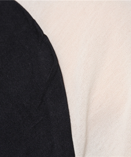 PLST(プラステ)の「レーヨン混ブロックカラー切替プルオーバー(Tシャツ/カットソー・レディース・オフホワイト/ピンク・2)」の7枚目の写真