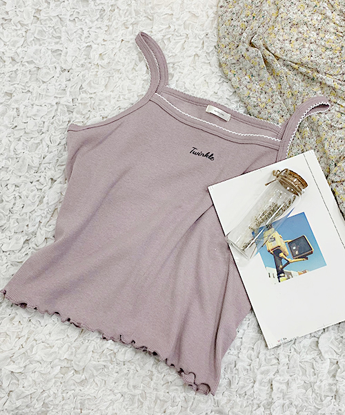 apres jour（アプレジュール）の「テレコロゴ刺繍キャミソール【ZOZOTOWN限定アイテム】（タンクトップ・レディース・ブルー/ラベンダー/その他/ブラック/オフホワイト/ベージュ/ブルー系その他・フリー）」の6枚目の写真