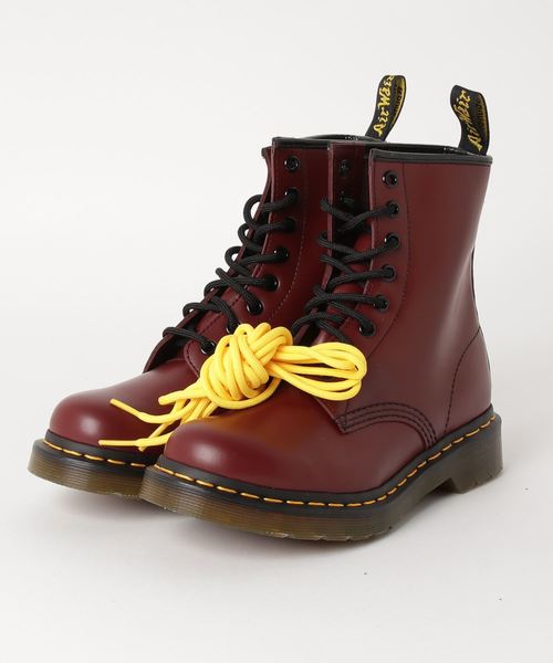 Dr. Martens（ドクターマーチン）の「Dr.Martens ドクターマーチン 8ホールブーツ レディースタイプ 1460W（ブーツ・レディース・ブラック/チェリーレッド・23.0cm/24.0cm/25.0cm/22.0cm）」の5枚目の写真