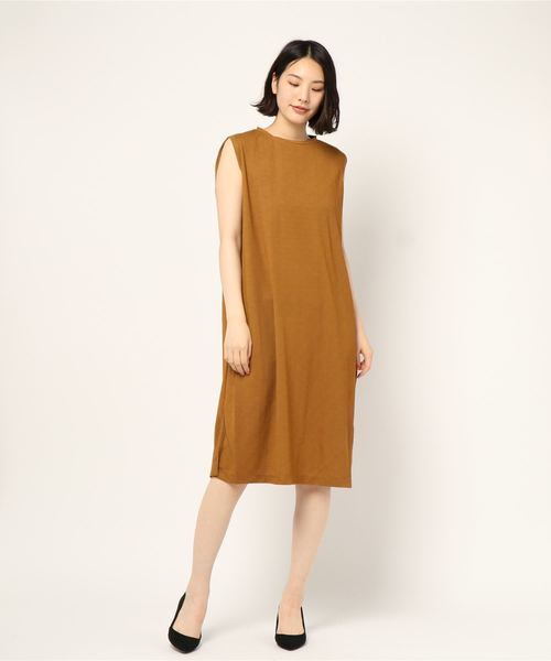 AMERICAN HOLIC(アメリカンホリック)の「・バックボリュームノースリワンピース(ワンピース・レディース・ブラック/ブルーグリーン/ダークベージュ・FREE)」の3枚目の写真