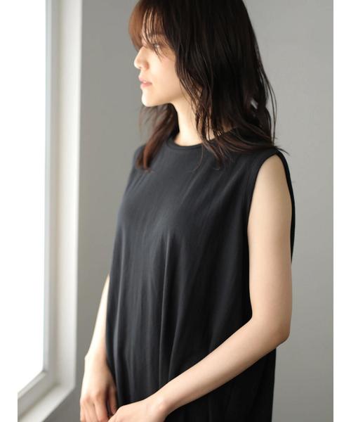 AMERICAN HOLIC(アメリカンホリック)の「・バックボリュームノースリワンピース(ワンピース・レディース・ブラック/ブルーグリーン/ダークベージュ・FREE)」の4枚目の写真