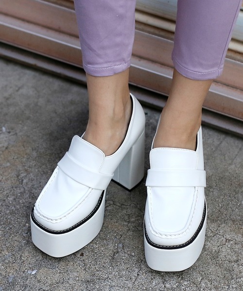 attagirl（アタガール）の「厚底バルキーローファー（ローファー・レディース・ブラック系その他/ブラック/ホワイト/パイソン/アイボリー/ブラック系その他2・LL/S/M/L）」の2枚目の写真