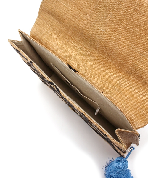 ESTNATION（エストネーション）の「SERPUI MARIE クラッチバッグ（クラッチバッグ・レディース・ベージュ・フリー）」の7枚目の写真