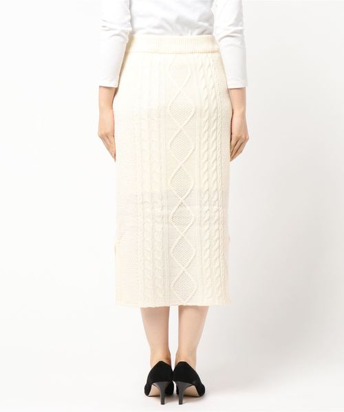 rps（アールピーエス）の「ケーブル編みタイトスカート（スカート・レディース・ベージュ/ネイビー/アイボリー・M）」の5枚目の写真