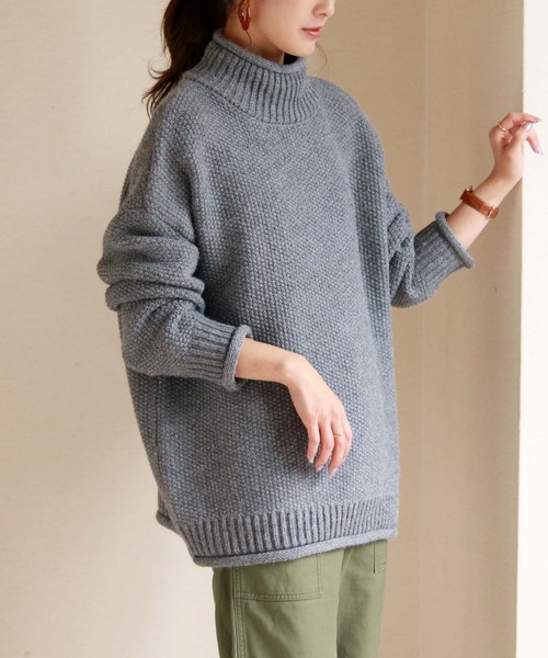 HER CLOSET(ハークローゼット)の「【HERCLOSET】バルキーローゲージロールハイネックニット(ニット/セーター・レディース・ブラック/ブラウン/グレー/レッド/アイボリー/ブルーグリーン・M)」の4枚目の写真