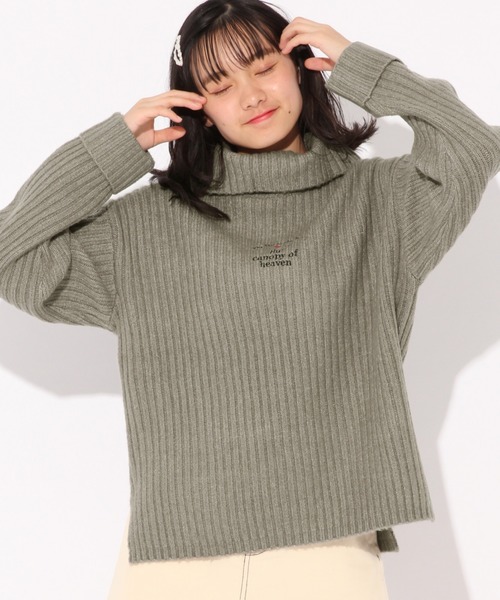 repipi armario（レピピ アルマリオ）の「5ゲージタートルリブニット（ニット/セーター・キッズ・ホワイト/ネイビー/グレー/ライトピンク・SMALL/MEDIUM/LARGE/X-SMALL）」の3枚目の写真