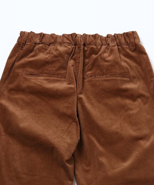 ADAM ET ROPE'（アダムエロペ）の「コーデュロイ ワイドテーパード クロップドパンツ（その他パンツ・メンズ・ダークブラウン/ベージュ/ブラック・S/M/L）」の14枚目の写真