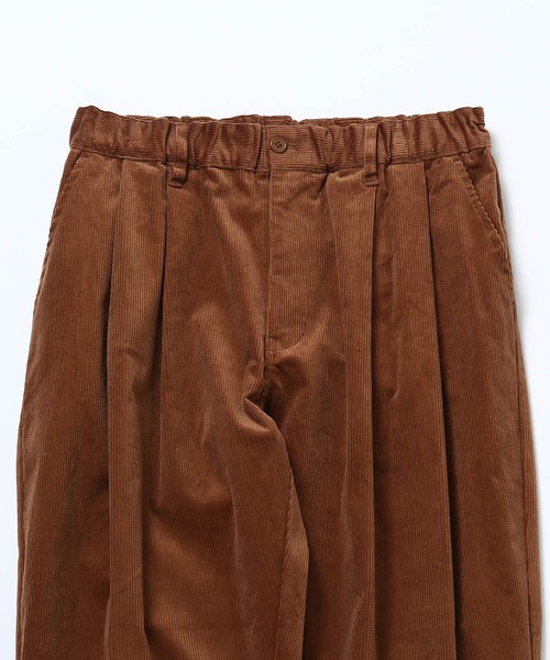 ADAM ET ROPE'（アダムエロペ）の「コーデュロイ ワイドテーパード クロップドパンツ（その他パンツ・メンズ・ダークブラウン/ベージュ/ブラック・S/M/L）」の16枚目の写真