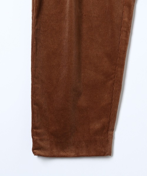 ADAM ET ROPE'（アダムエロペ）の「コーデュロイ ワイドテーパード クロップドパンツ（その他パンツ・メンズ・ダークブラウン/ベージュ/ブラック・S/M/L）」の17枚目の写真