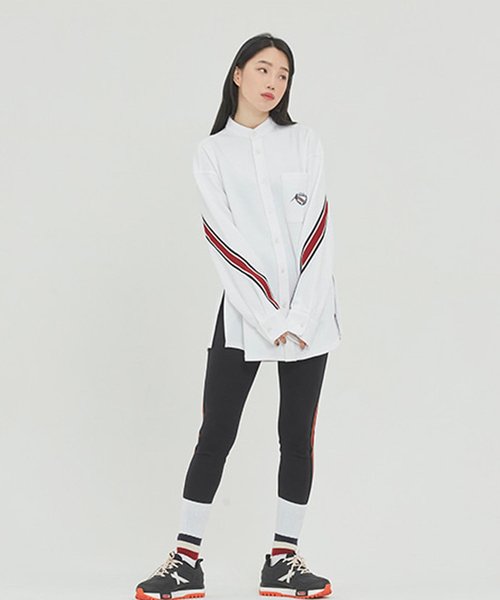 ROMANTIC CROWN(ロマンティッククラウン)の「『ROMANTIC CROWN』HENRY NECK BACK LINE SHIRT/ヘンリーネックバックラインシャツ(シャツ/ブラウス・レディース・ホワイト/ブルー/グレー・L/M)」の5枚目の写真