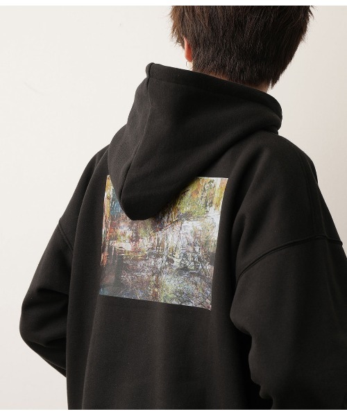 JUNRED(ジュンレッド)の「アートグラフィックルーズプルパーカー(パーカー・メンズ・ホワイト/ブラック/パープル・M/L)」の11枚目の写真