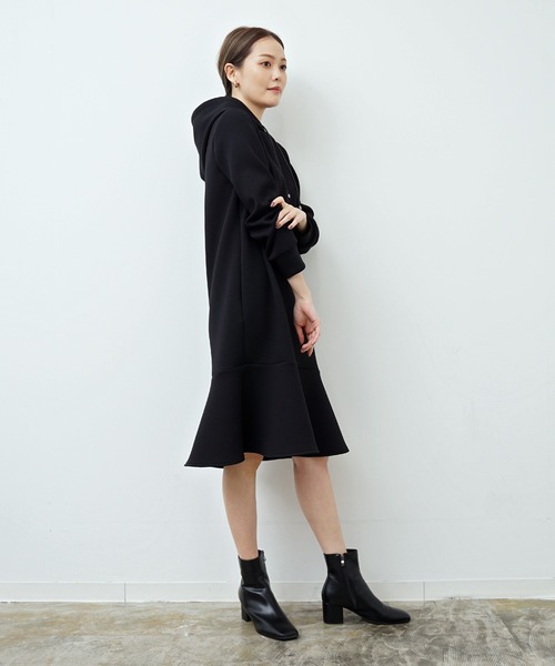 HERENCIA（ヘレンチア）の「【WEB限定商品】エアクッション パーカー 
