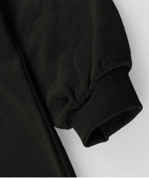 BRANSHES（ブランシェス）の「ワンポイントロゴワンピース（ワンピース・キッズ・ブラック/オリーブ・90cm/110cm/100cm/120cm/130cm/140cm/150cm）」の7枚目の写真