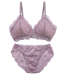 blooming FLORA（ブルーミングフローラ）の「【ふわり、肌に寄り添う】 繊細な花柄レース ブラレット＆ショーツセット ノンワイヤー 脇高 総レース S M L（ブラ&ショーツ）」