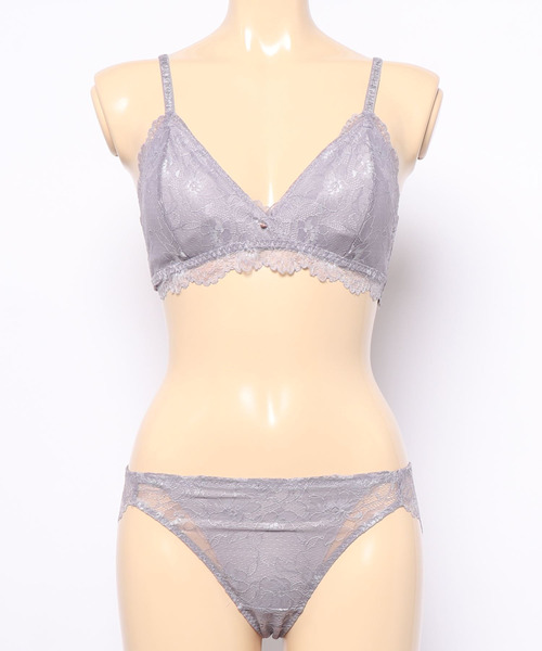 blooming FLORA（ブルーミングフローラ）の「【ふわり、肌に寄り添う】 繊細な花柄レース ブラレット＆ショーツセット ノンワイヤー 脇高 総レース S M L（ブラ&ショーツ・レディース・ブラック/ネイビー/モカ/ラベンダー/ピンクベージュ/ライラック・SMALL/MEDIUM/LARGE）」の22枚目の写真