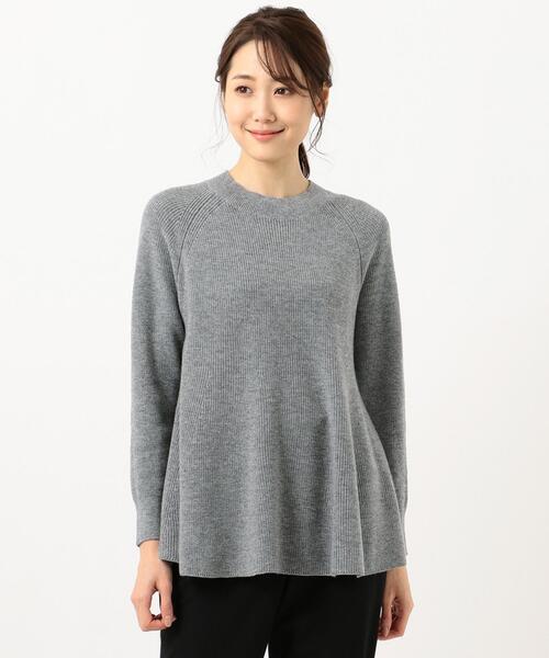 J.PRESS(ジェイプレス)の「【WEB限定】洗えるSEMI WORSTED ポンチョ風 ニット(ニット/セーター・レディース・ベージュ系/ライトグレー系/アイボリー系/グリーン系・T13/T15)」の8枚目の写真
