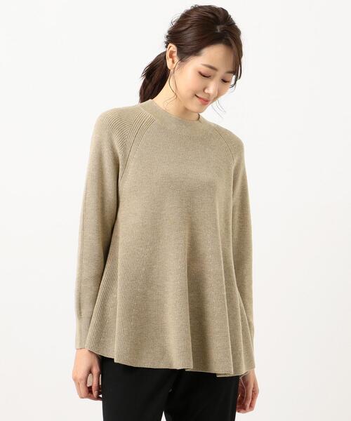 J.PRESS(ジェイプレス)の「【WEB限定】洗えるSEMI WORSTED ポンチョ風 ニット(ニット/セーター・レディース・ベージュ系/ライトグレー系/アイボリー系/グリーン系・T13/T15)」の18枚目の写真