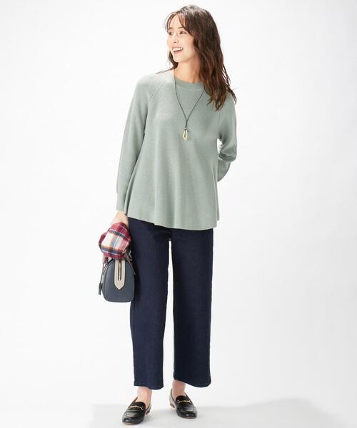 J.PRESS(ジェイプレス)の「【WEB限定】洗えるSEMI WORSTED ポンチョ風 ニット(ニット/セーター・レディース・ベージュ系/ライトグレー系/アイボリー系/グリーン系・T13/T15)」の17枚目の写真