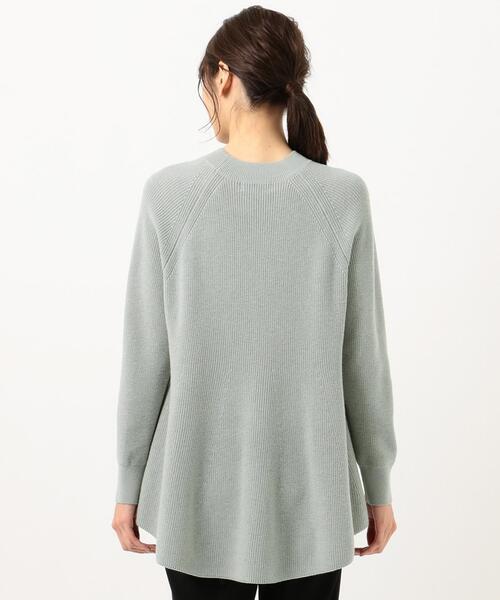 J.PRESS(ジェイプレス)の「【WEB限定】洗えるSEMI WORSTED ポンチョ風 ニット(ニット/セーター・レディース・ベージュ系/ライトグレー系/アイボリー系/グリーン系・T13/T15)」の14枚目の写真