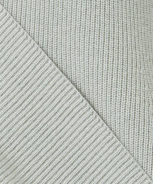 J.PRESS(ジェイプレス)の「【WEB限定】洗えるSEMI WORSTED ポンチョ風 ニット(ニット/セーター・レディース・ベージュ系/ライトグレー系/アイボリー系/グリーン系・T13/T15)」の10枚目の写真