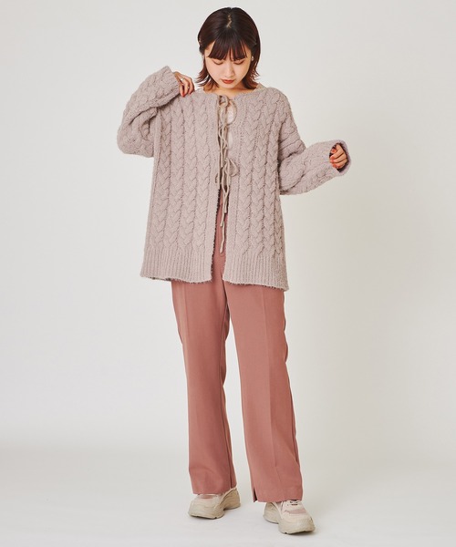 one after another NICE CLAUP（ワンアフターアナザーナイスクラップ）の「フェザーモール前後２Wayニット（ニット/セーター・レディース・ベージュ/サックスブルー/アイボリー/モカ・FREE）」の17枚目の写真