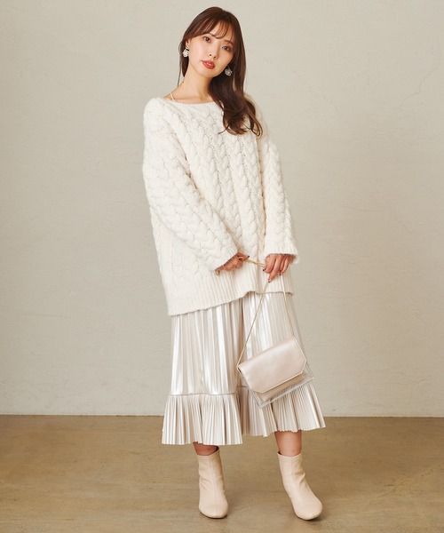 one after another NICE CLAUP（ワンアフターアナザーナイスクラップ）の「フェザーモール前後２Wayニット（ニット/セーター・レディース・ベージュ/サックスブルー/アイボリー/モカ・FREE）」の19枚目の写真