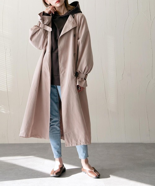 Chillfar(チルファー)の「ノーカラービッグトレンチコート(トレンチコート・レディース・ピンク/ブルー/グレイッシュベージュ/ベージュ/サンドベージュ・LARGE/MEDIUM)」の1枚目の写真