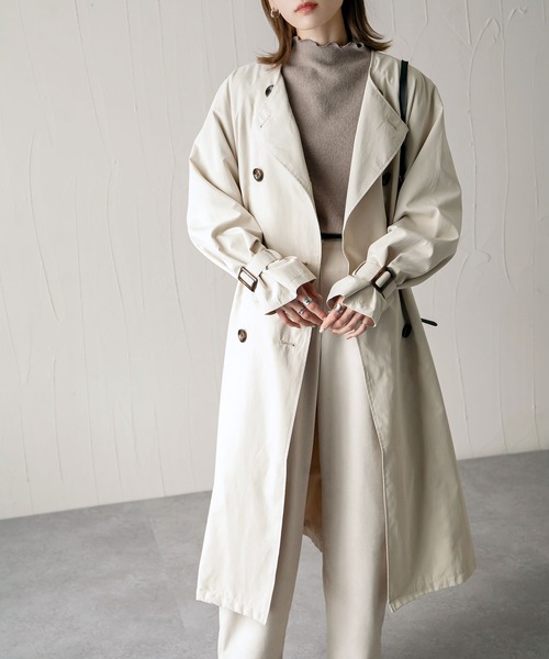 Chillfar(チルファー)の「ノーカラービッグトレンチコート(トレンチコート・レディース・ピンク/ブルー/グレイッシュベージュ/ベージュ/サンドベージュ・LARGE/MEDIUM)」の7枚目の写真