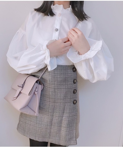 apres jour（アプレジュール）の「イロイロボタンフリルハイネックブラウス【ZOZOTOWN限定アイテム】（シャツ/ブラウス・レディース・アイボリー/ラベンダー/オフホワイト/ブラック・フリー/X-LARGE）」の16枚目の写真