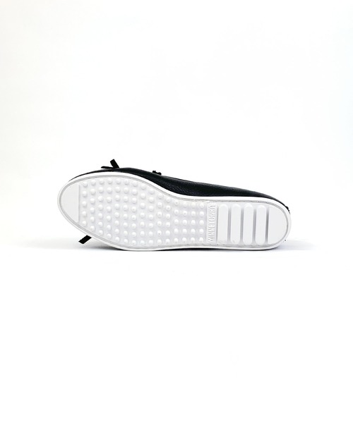 Minnetonka(ミネトンカ)の「【MINNETONKA】ミネトンカ KILTY PLUS/キルティプラス モカシン 表革(モカシン/デッキシューズ・レディース・ホワイト/ブラック・6/8/5/7)」の4枚目の写真
