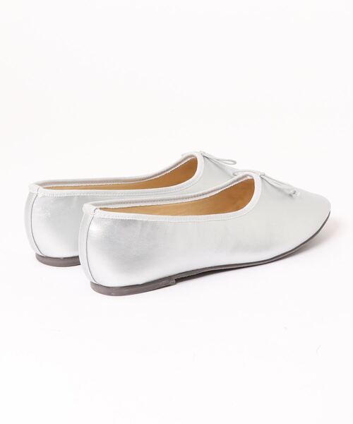 Samansa Mos2(サマンサ モスモス)の「プレーンバレエシューズ(バレエシューズ・レディース・シルバー/ベージュ/ブラック・MEDIUM/LARGE)」の5枚目の写真