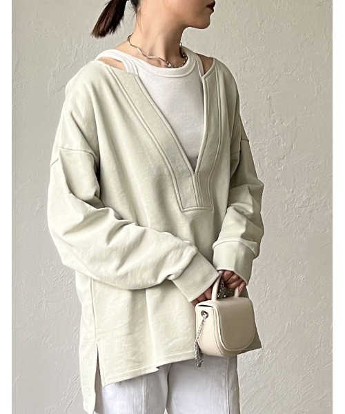 Re:EDIT（リエディ）の「深Vネック裏毛スウェットプルオーバー（スウェット・レディース・アイボリー/ベージュ/スミクロ/ライトカーキ/ホワイト系その他/グリーン系その他/ブラック系その他・MEDIUM/LARGE）」の20枚目の写真