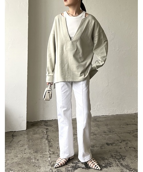 Re:EDIT（リエディ）の「深Vネック裏毛スウェットプルオーバー（スウェット・レディース・アイボリー/ベージュ/スミクロ/ライトカーキ/ホワイト系その他/グリーン系その他/ブラック系その他・MEDIUM/LARGE）」の21枚目の写真