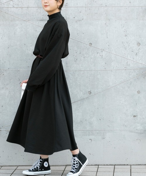 Ambre Neige(アンブルネージュ)の「カットソーボリュームワンピース/【WEB/EC限定商品】(ワンピース・レディース・ブラック/オフホワイト・FREE)」の5枚目の写真