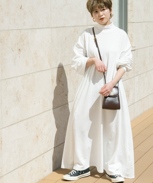 Ambre Neige(アンブルネージュ)の「カットソーボリュームワンピース/【WEB/EC限定商品】(ワンピース・レディース・ブラック/オフホワイト・FREE)」の17枚目の写真