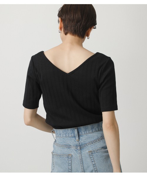AZUL by moussy(アズールバイマウジー)の「2WAY WIDE RIB TOPS/2WAYワイドリブトップス(Tシャツ/カットソー・レディース・オフホワイト/ベージュ/グリーン/ブラック・MEDIUM/SMALL)」の16枚目の写真