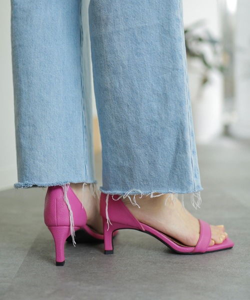 SESTO（セスト）の「ストレートヒールアンクルストラップサンダル（サンダル・レディース・ブラック/ピンク/ブルー/アイボリー/グレイッシュベージュ・LL/3L/S/M/L）」の19枚目の写真