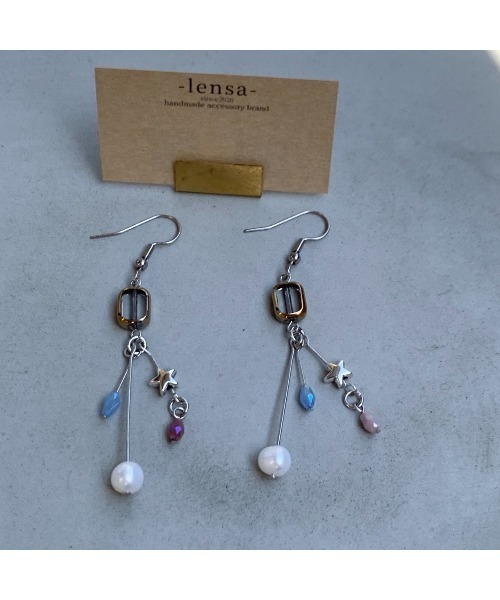 tone(トーン)の「【lensa】淡水パールのマリンピアス(MA)(ピアス(両耳用)・レディース・シルバー・FREE)」の1枚目の写真