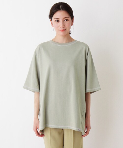 SHOO・LA・RUE（シューラルー）の「◆USAコットン配色ステッチラウンドヘムTシャツ（Tシャツ/カットソー・レディース・ナチュラル/ライトグリーン/チャコールグレー/ライトオレンジ系・03/02/04）」の5枚目の写真