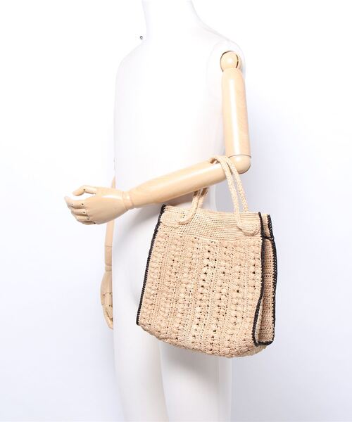 IENA(イエナ)の「【MAISON N.H PARIS/メゾン・エヌ・エイチ・パリ】EMMA ラフィアバッグ(ハンドバッグ・レディース・ベージュ・FREE)」の5枚目の写真