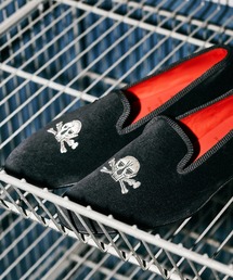 Tricker's CHURCHILL/VELVET SILVER SKULL BLACK/HALF RUBBER SOLE