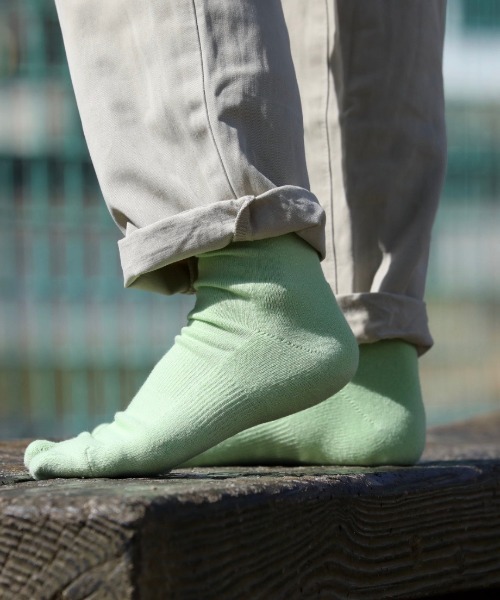 NODAL(ノーダル)の「NODAL/ノーダル NEW STANDARD SOCKSニュースタンダードソックス(ユニセックス)(ソックス/靴下・メンズ・ホワイト/カーキ/ブラック/ネイビー/イエロー/レッド/ブルー/ホワイト系その他/グリーン/パープル/ライトブルー/ピンク/ライトグリーン/ヘザーグレー/ダークグリーン系/オレンジ/レッド系/ゴールド/ロイヤルブルー/ピーコックグリーン系/ブルーグレー/ダークパープル/スモークピンク/ベージュ/コーラルピンク/コバルトブルー・FREE)」の10枚目の写真