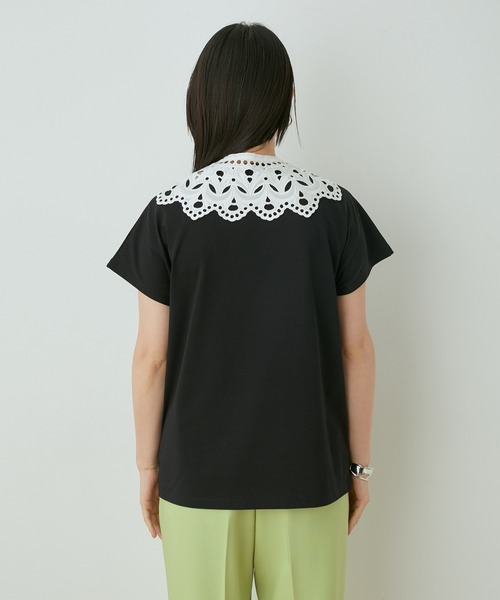 ADAM ET ROPE'(アダムエロペ)の「レースカラー付きプルオーバー(Tシャツ/カットソー・レディース・ホワイト/ライトグレー/ブラック・FREE)」の13枚目の写真