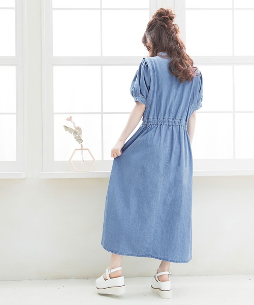 Newlyme（ニューリーミー）の「タックショルダーデニムワンピース（ワンピース・レディース・ブルー/インディゴブルー/ブラック・MEDIUM）」の18枚目の写真