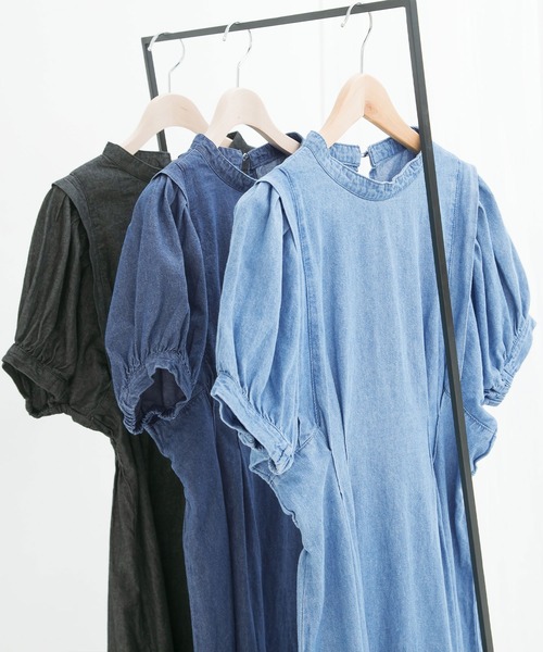 Newlyme（ニューリーミー）の「タックショルダーデニムワンピース（ワンピース・レディース・ブルー/インディゴブルー/ブラック・MEDIUM）」の8枚目の写真