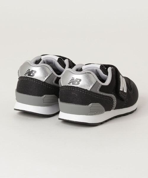 NEW BALANCE(ニューバランス)の「New Balance ニューバランス 12-165IZ996BK3(W) BLACK(BK3)(スニーカー・キッズ・ブラック・12/15.5/16/12.5/13.5/14.5/15 /16.5/14/13)」の2枚目の写真
