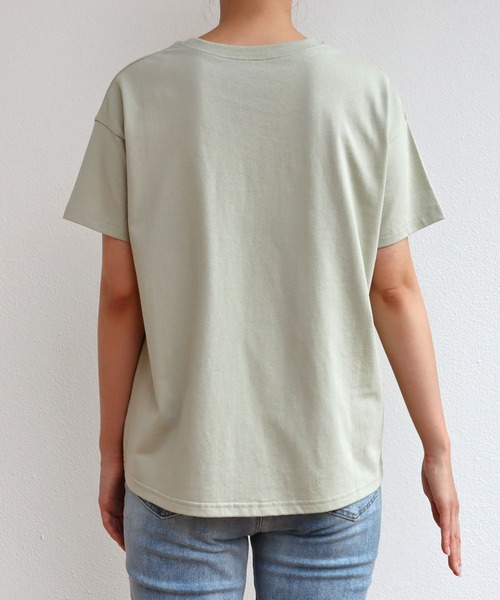 andme(アンドミー)の「USAコットン半袖クルーネックTシャツ(Tシャツ/カットソー・レディース・チャコールグレー/ブラック/オフホワイト/グリーン/キナリ・M/L)」の11枚目の写真